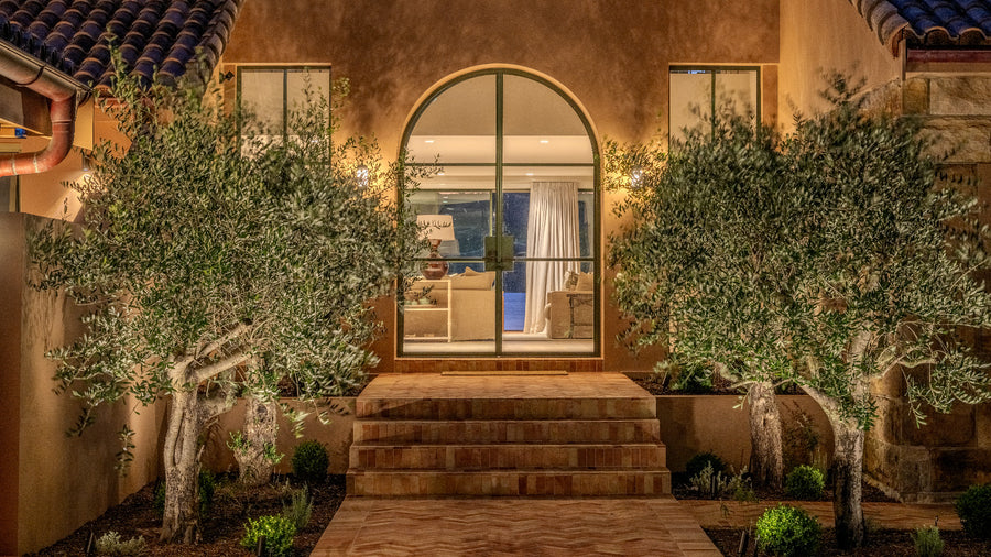 Outdoor Garden Spike Light - Palm Beach