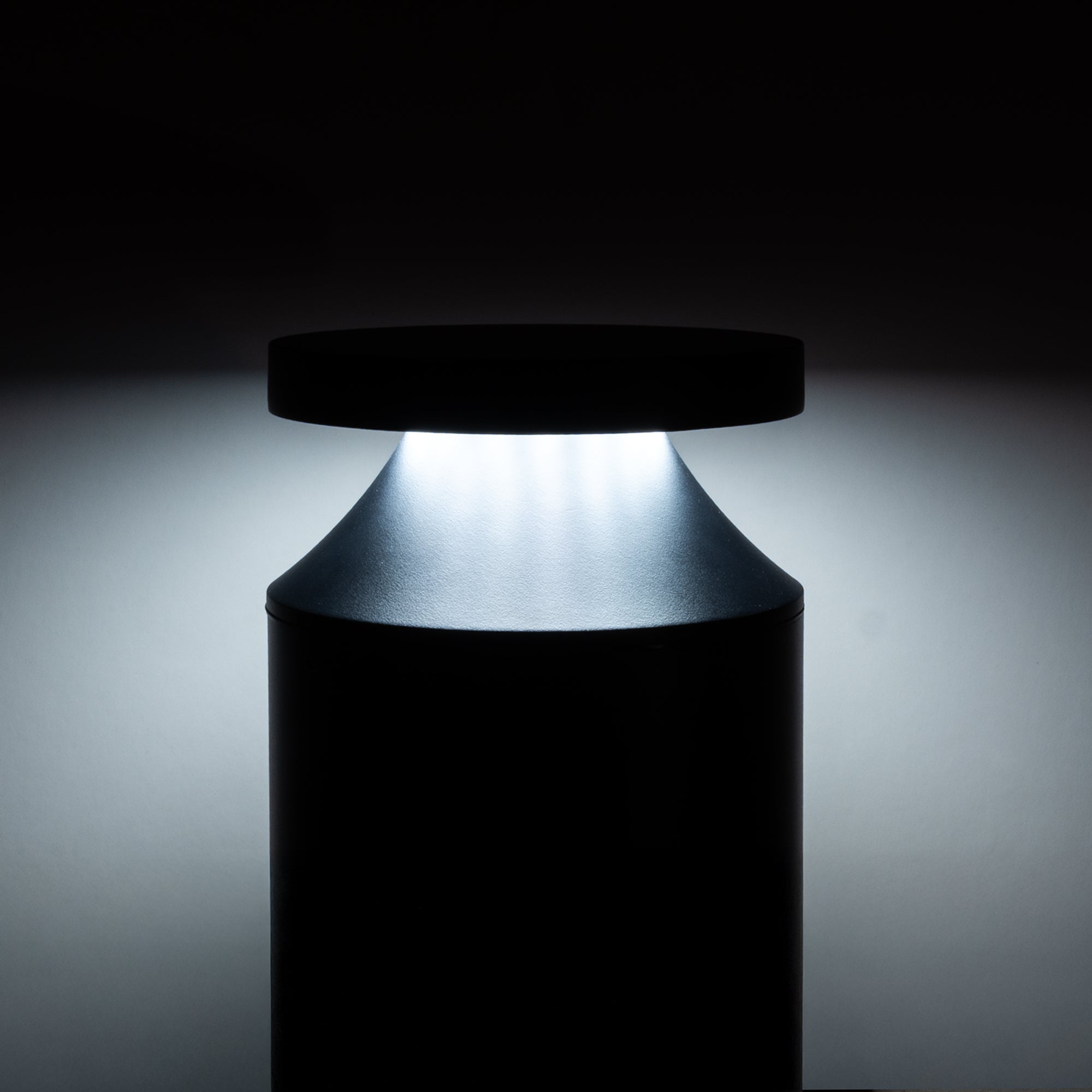 HV1639T-BLK - Noray 970mm Black LED Bollard Light