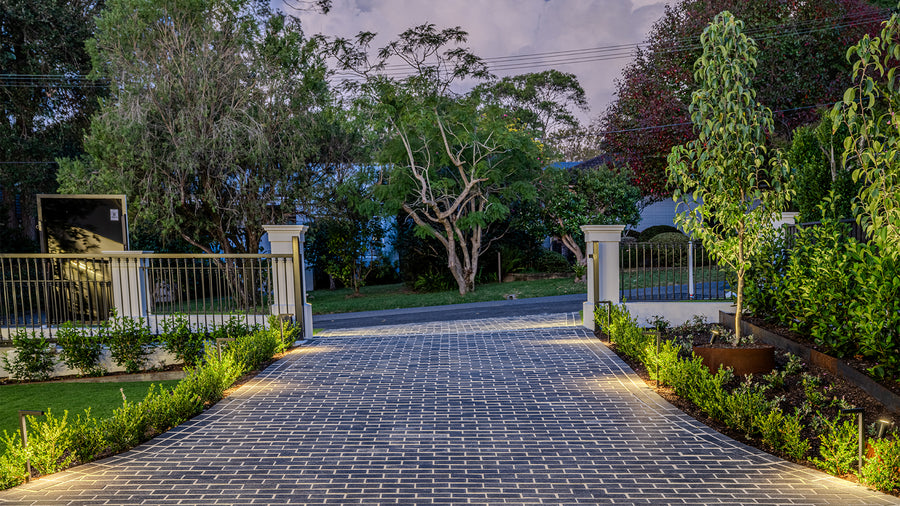 Black Garden Path Lights Along Driveway Garden Beds