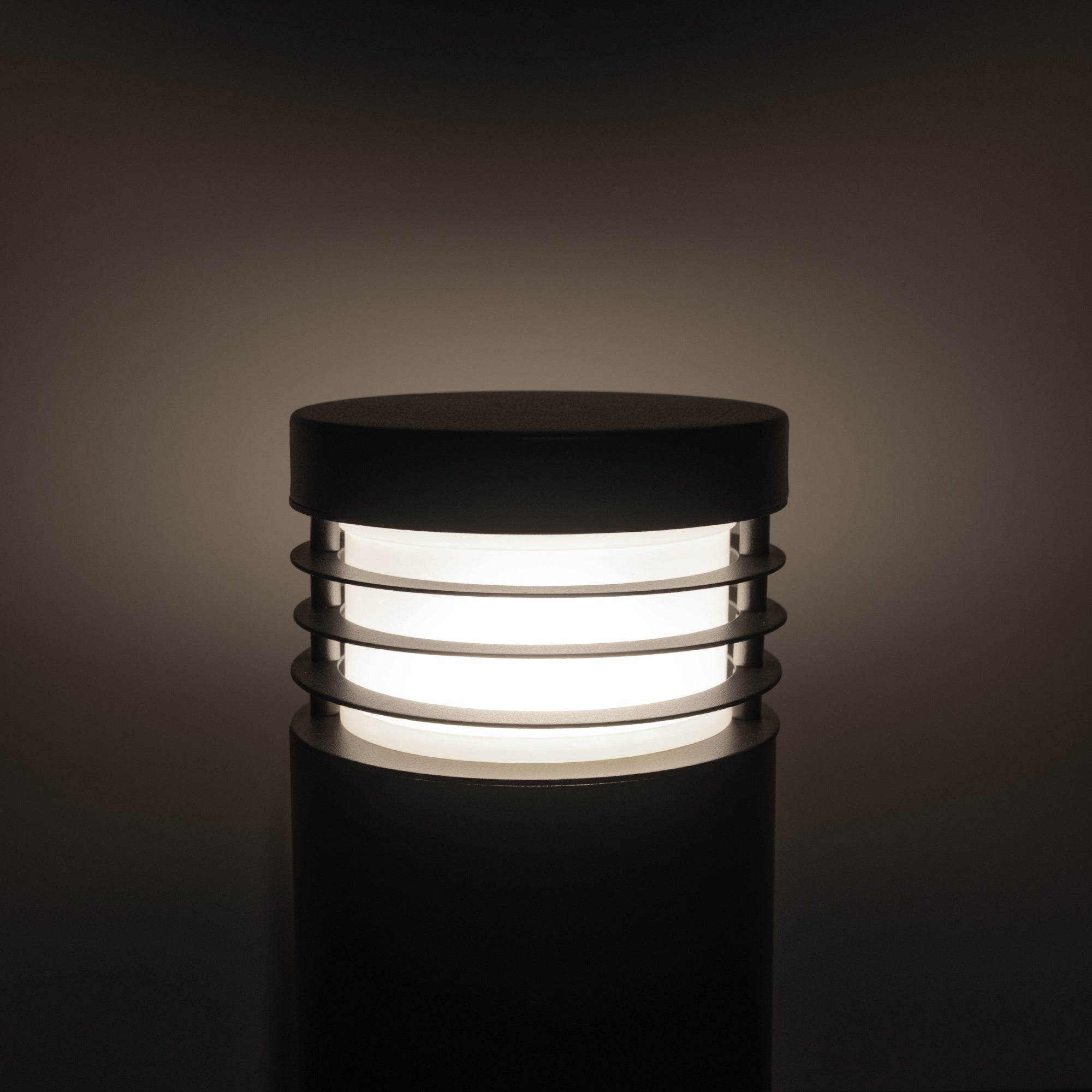 HV1606T-BLK - Maxi 600 Black TRI Colour LED Bollard Lights
