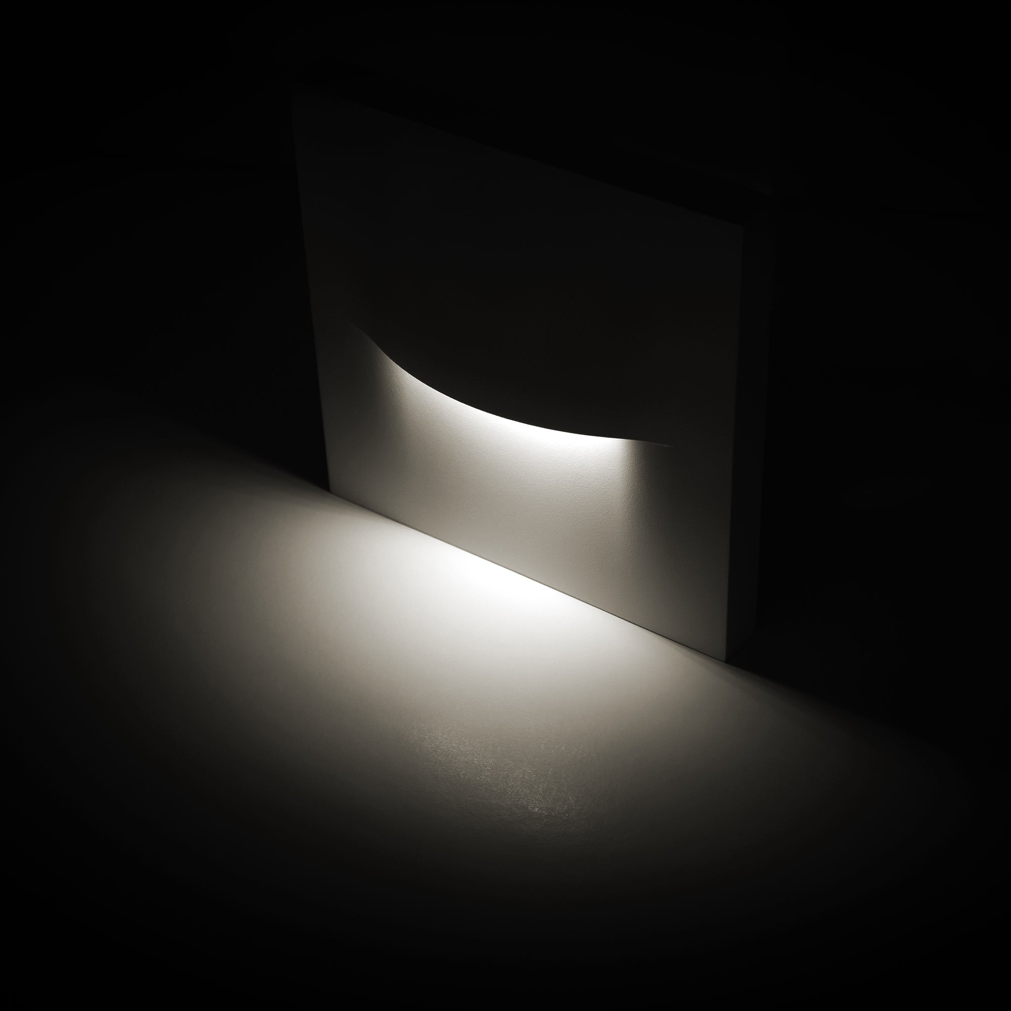 HV3228T-WHT - Lisca Aluminium White Square LED Wall Light