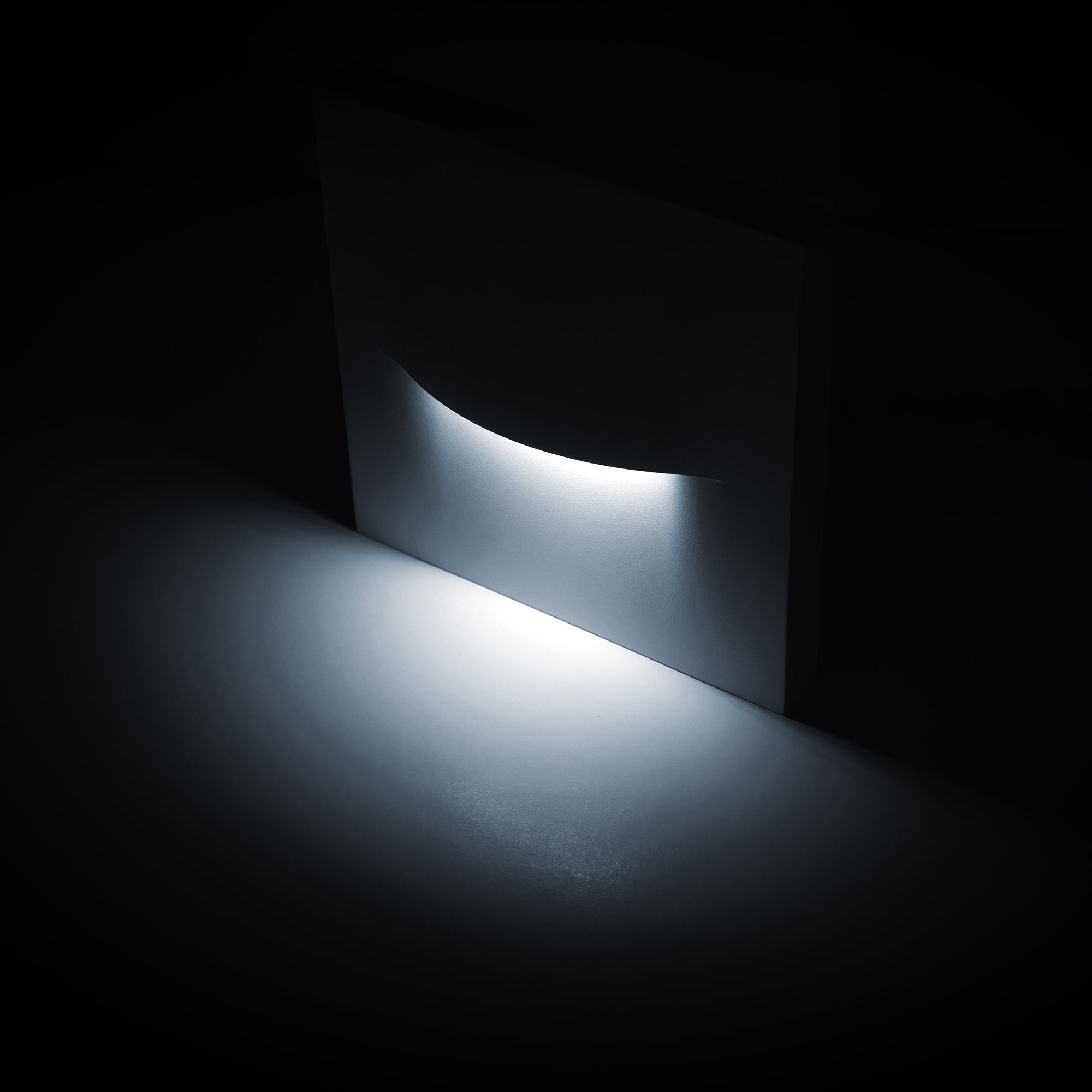 HV3228T-WHT - Lisca Aluminium White Square LED Wall Light