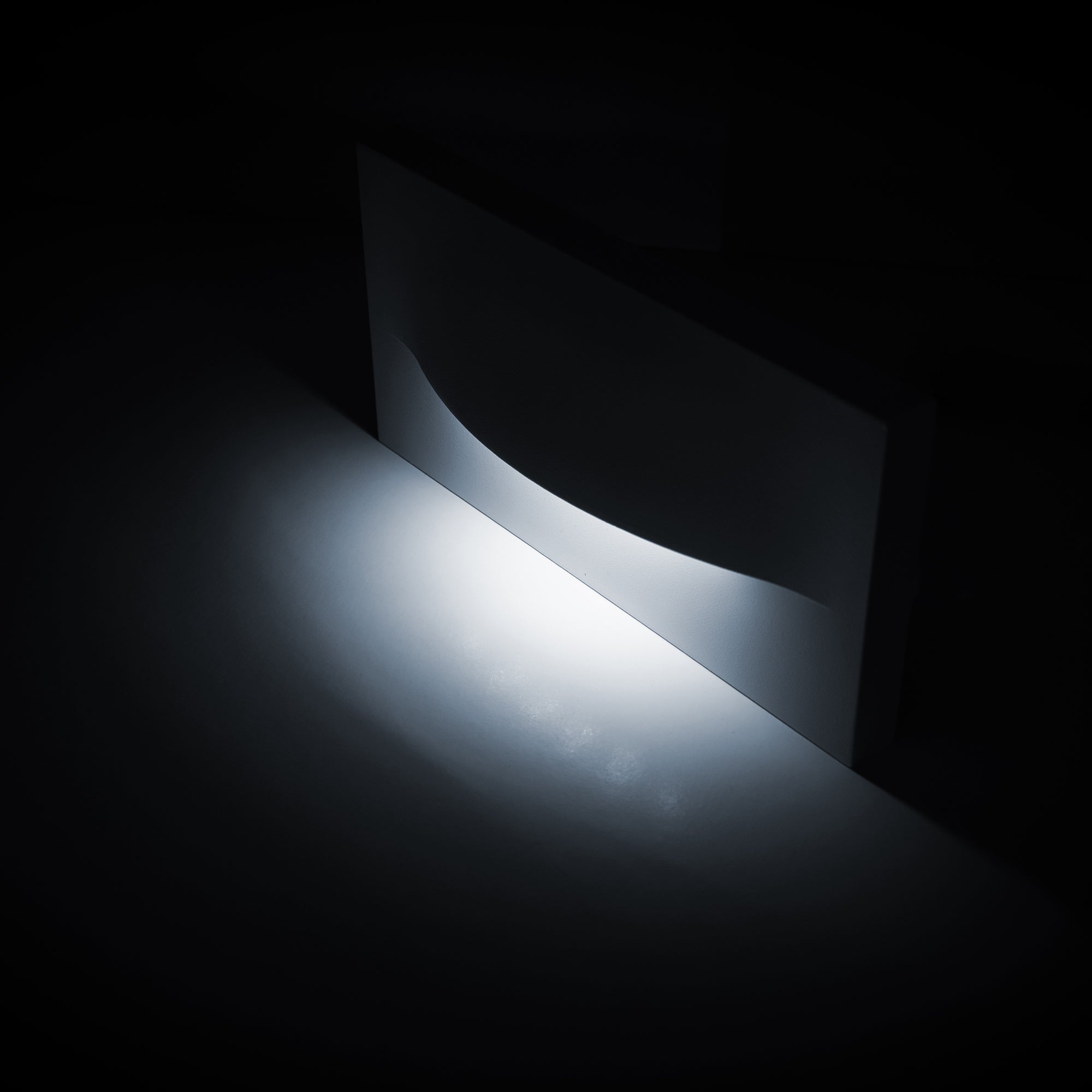 HV3229T-WHT - Lisca Aluminium White Rectangular LED Wall Light