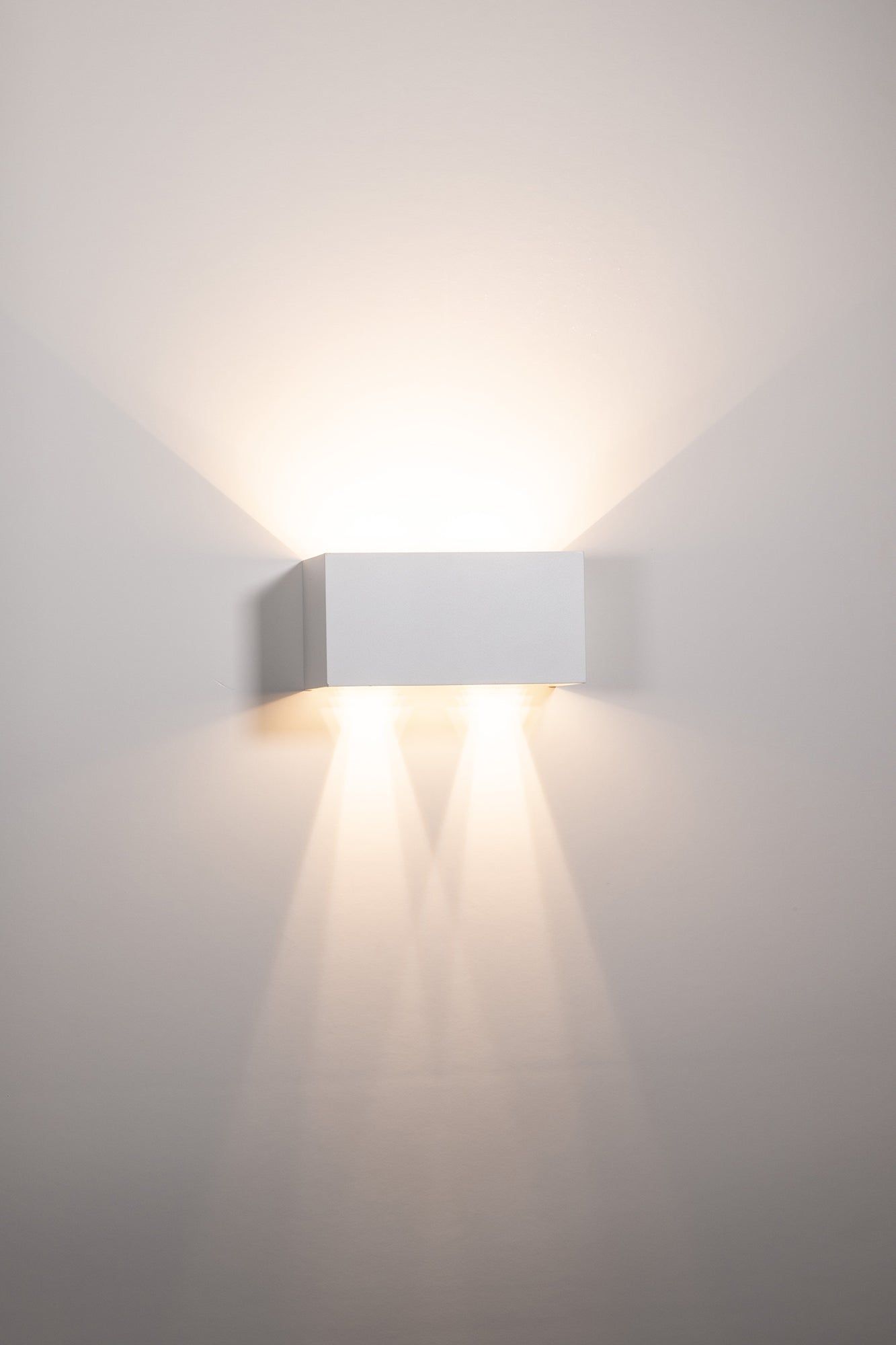 HV36582T-WHT-SQ - Versa White Square Up & Down Wall Light
