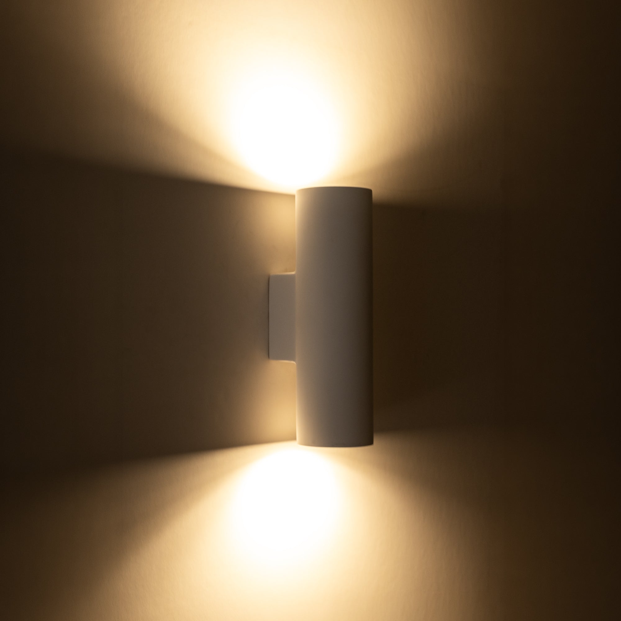 HV8022T - Strokka 2x5w Up & Down Plaster Wall Light 