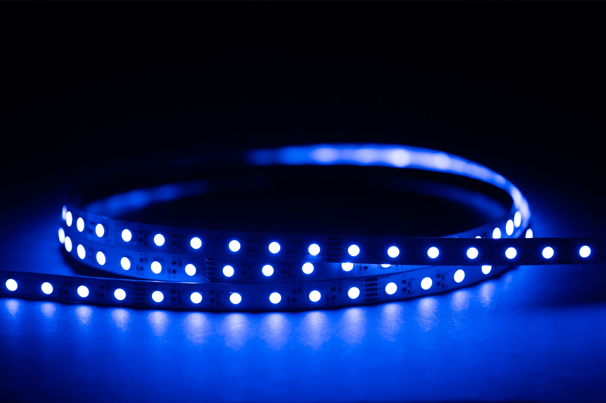 HV9753-IP20-60-RGBW - 11w IP20 RGBW Long Run LED Strip