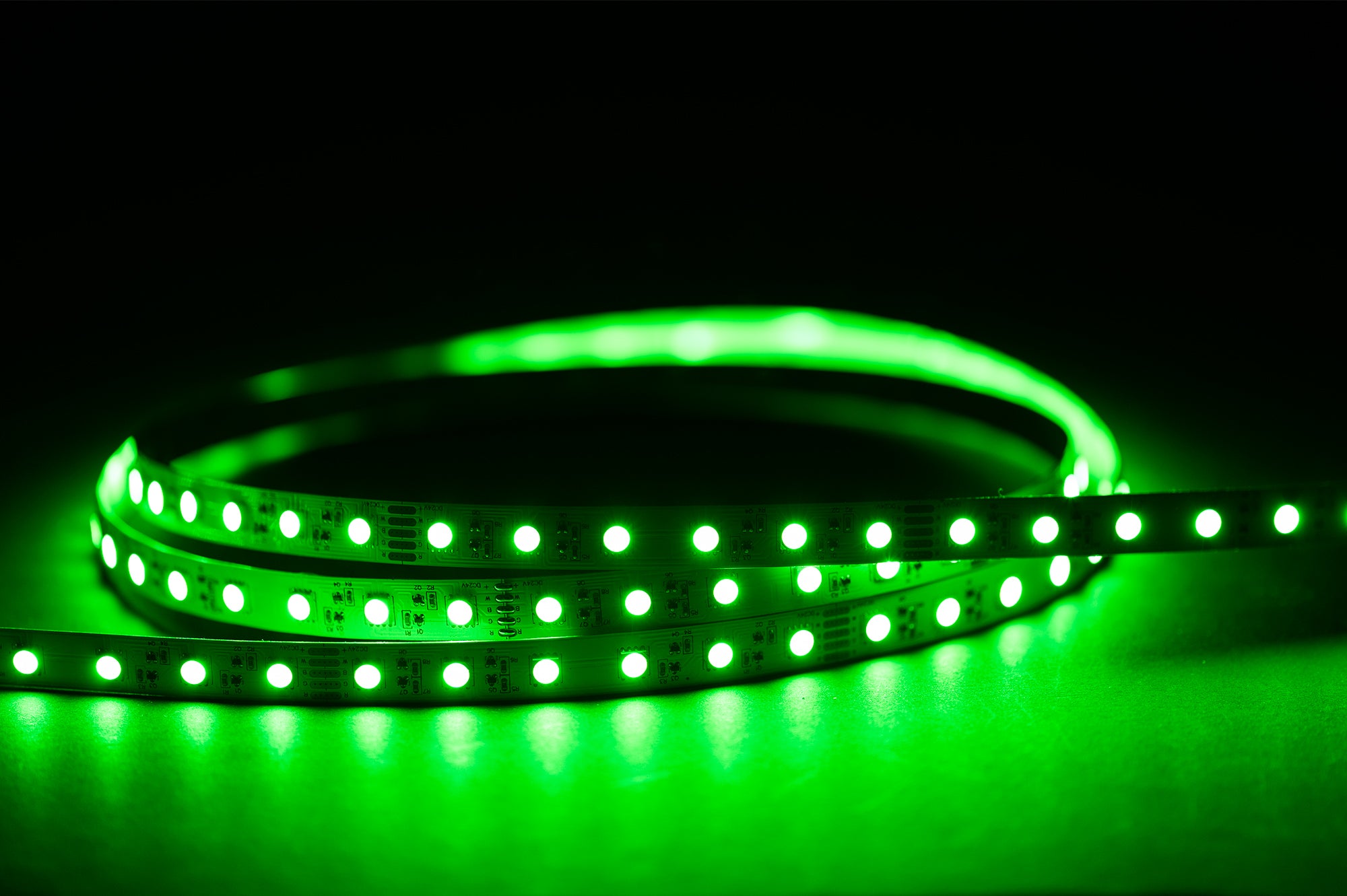 HV9753-IP20-60-RGBW - 11w IP20 RGBW Long Run LED Strip