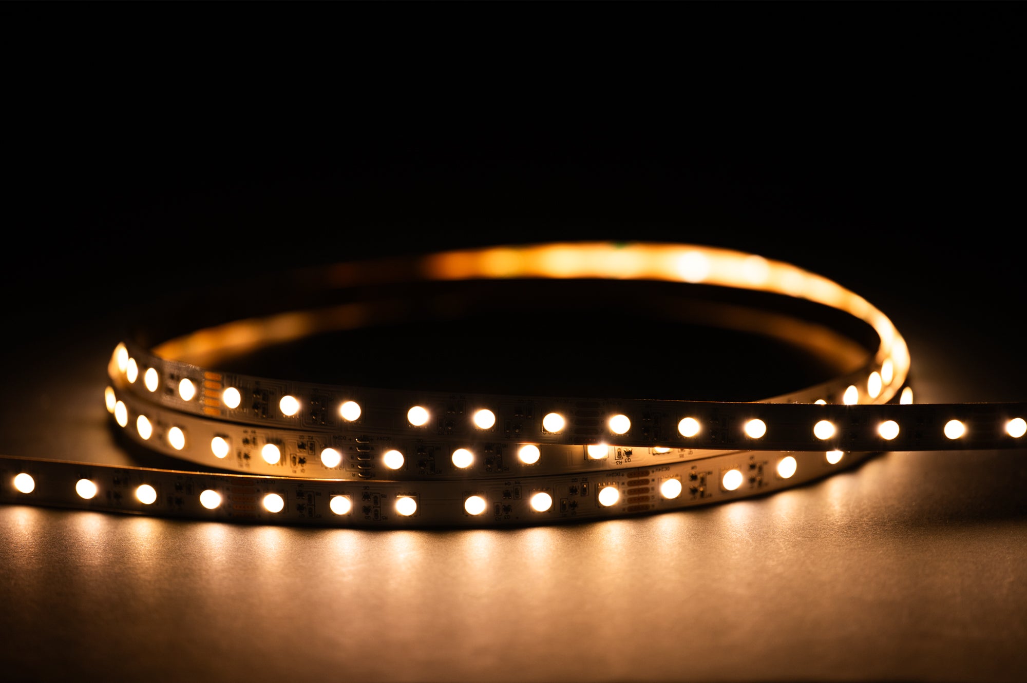 HV9753-IP20-60-RGBW - 11w IP20 RGBW Long Run LED Strip