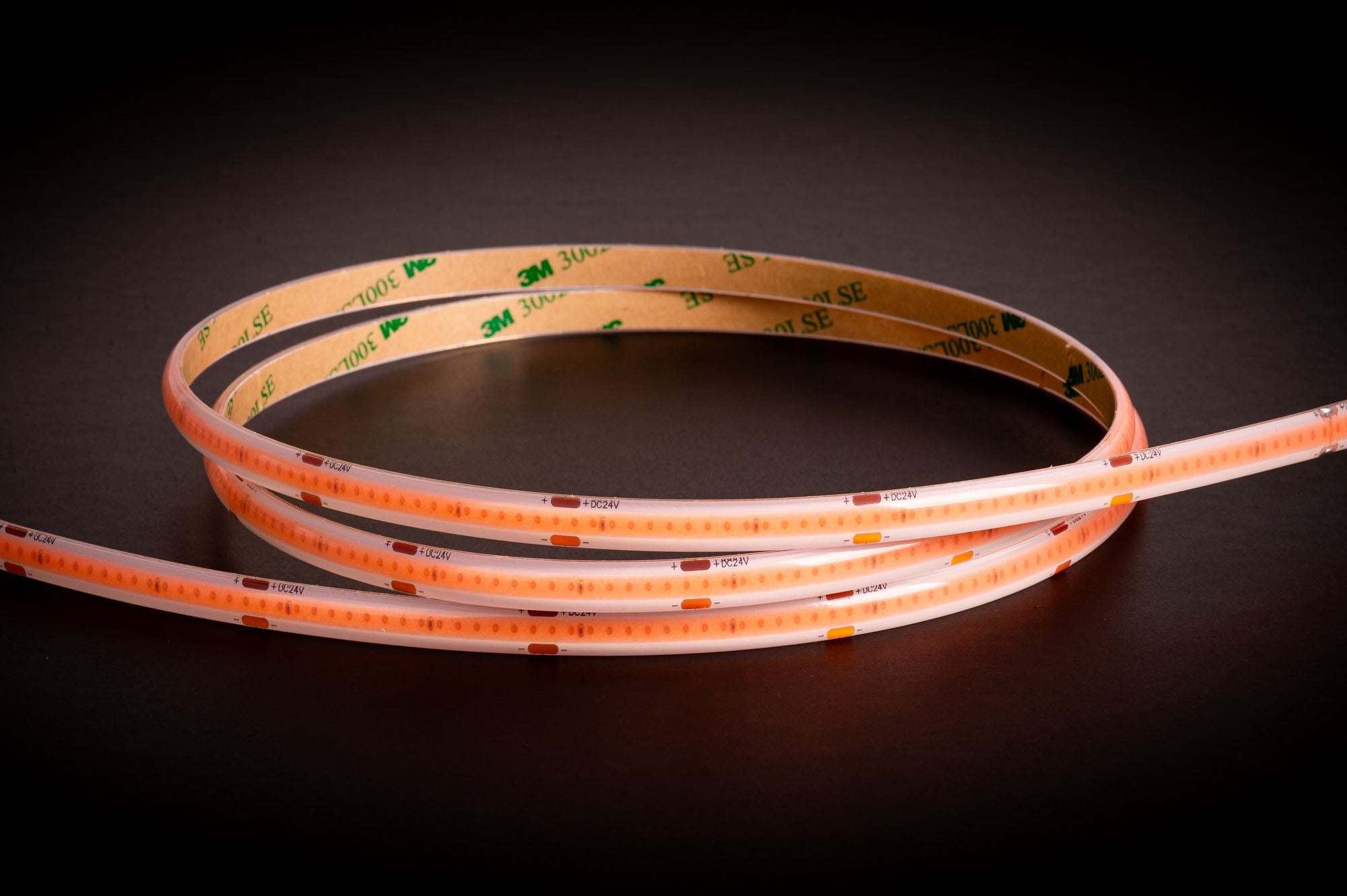 HV9761-IP54-320-V - 9.6w IP54 24v DC Violet COB Dotless LED Strip