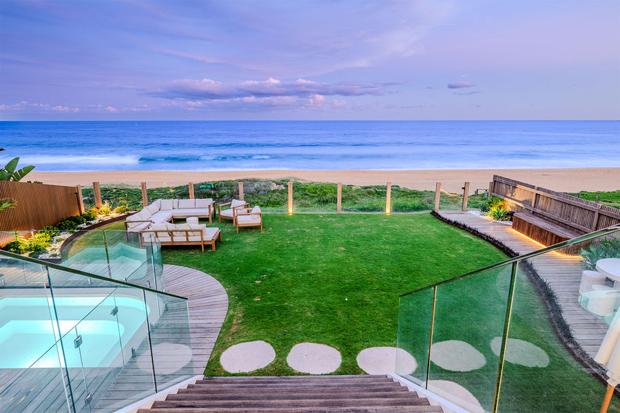 Havit Outdoor LED Strip and Spike Lights at a Luxury Beachfront Home Overlooking the Ocean