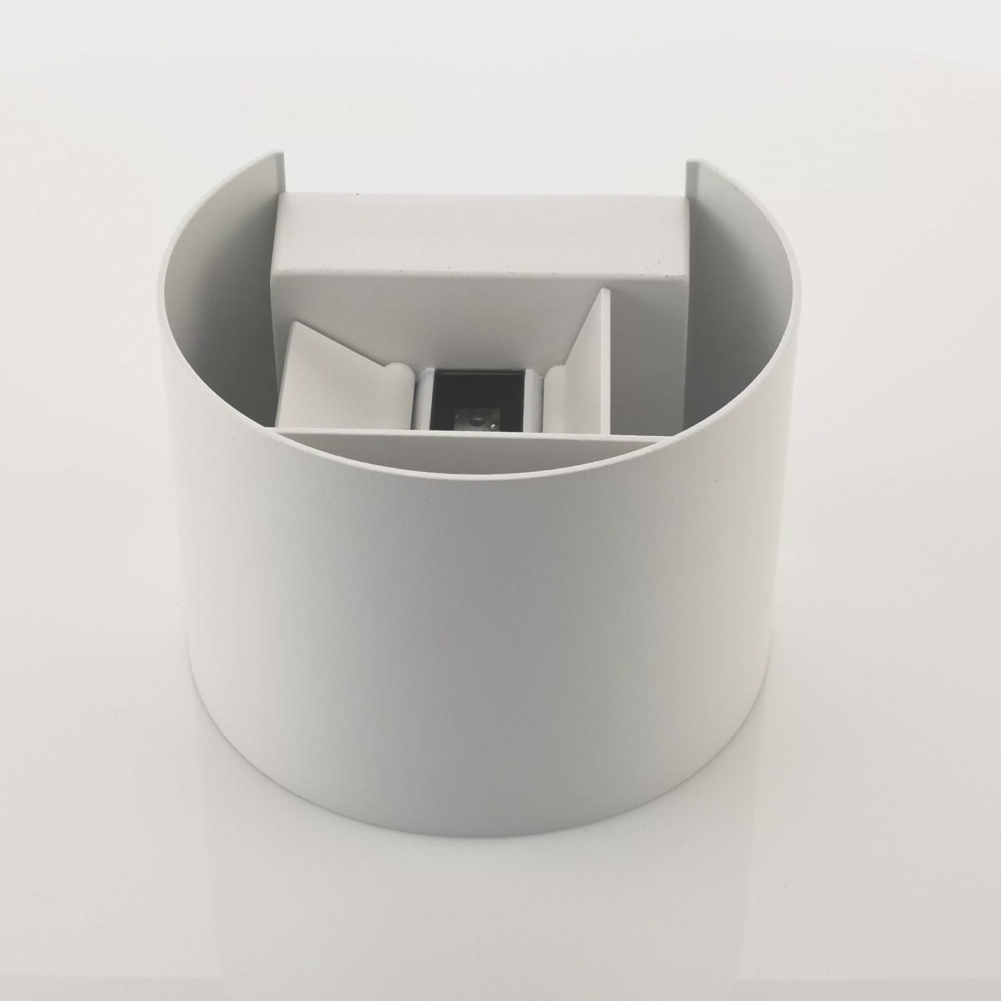 HV3658T-WHT-RND | HV3658T-WHT-RND-12V - Versa White Round Up & Down Wall Light