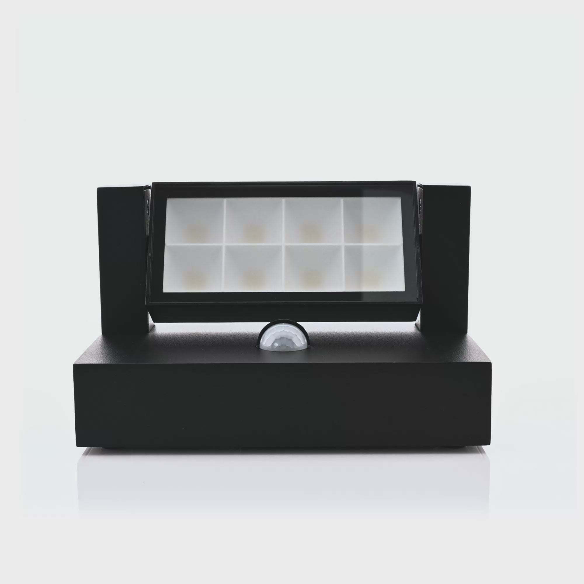 HV3731T-BLK-PIR - Locu Aluminium Black Adjustable 12w LED Floodlight with Sensor